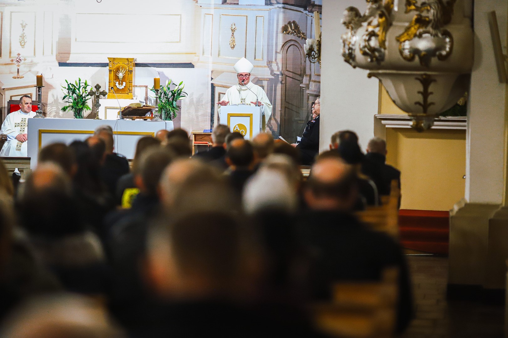 XIV Zaduszki Strażackie w Płocku: niech Bóg ustrzeże przed oddaniem życia w pracy