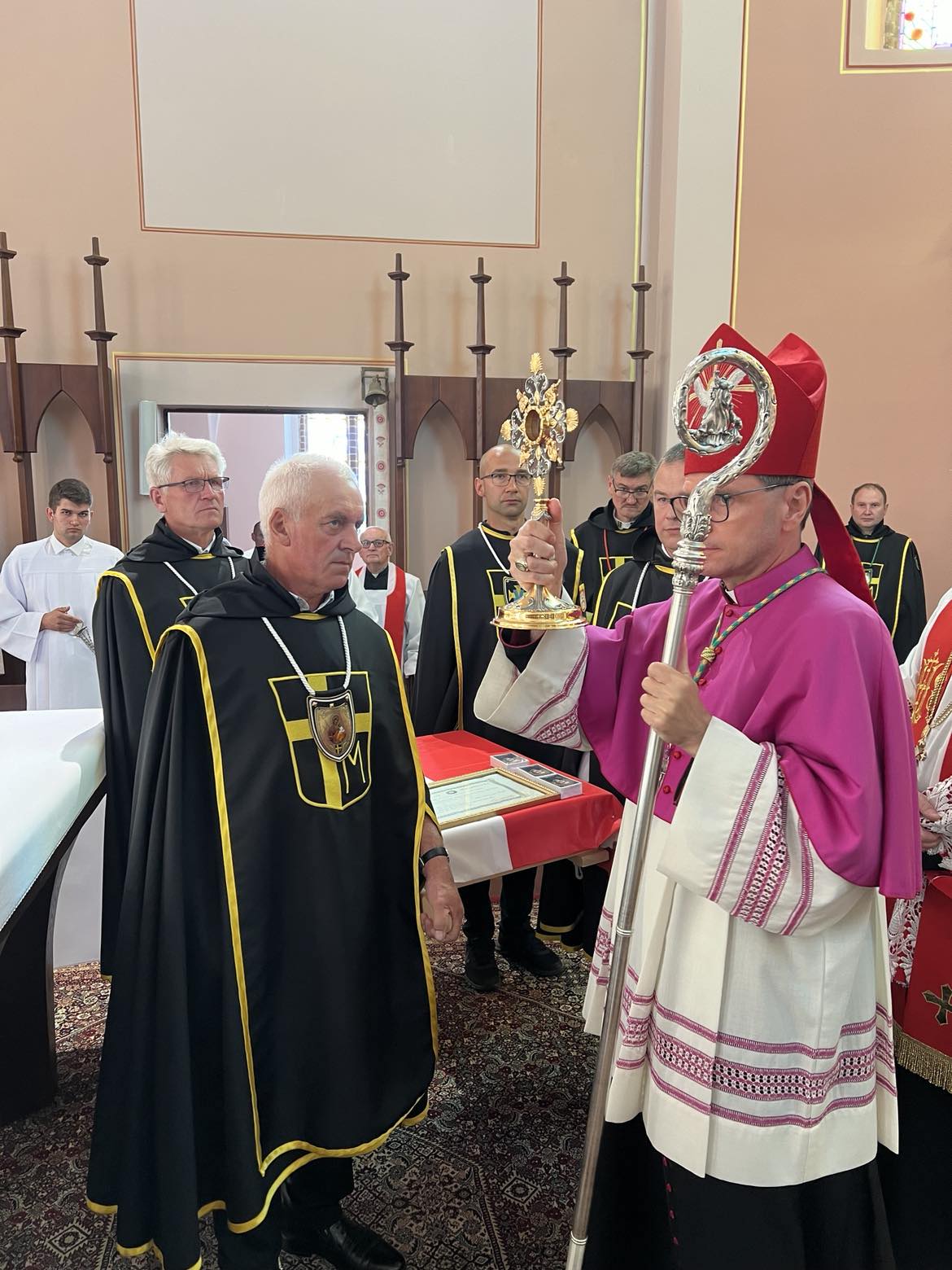 Parafia Pniewo przyjęła relikwie św. Andrzeja Boboli