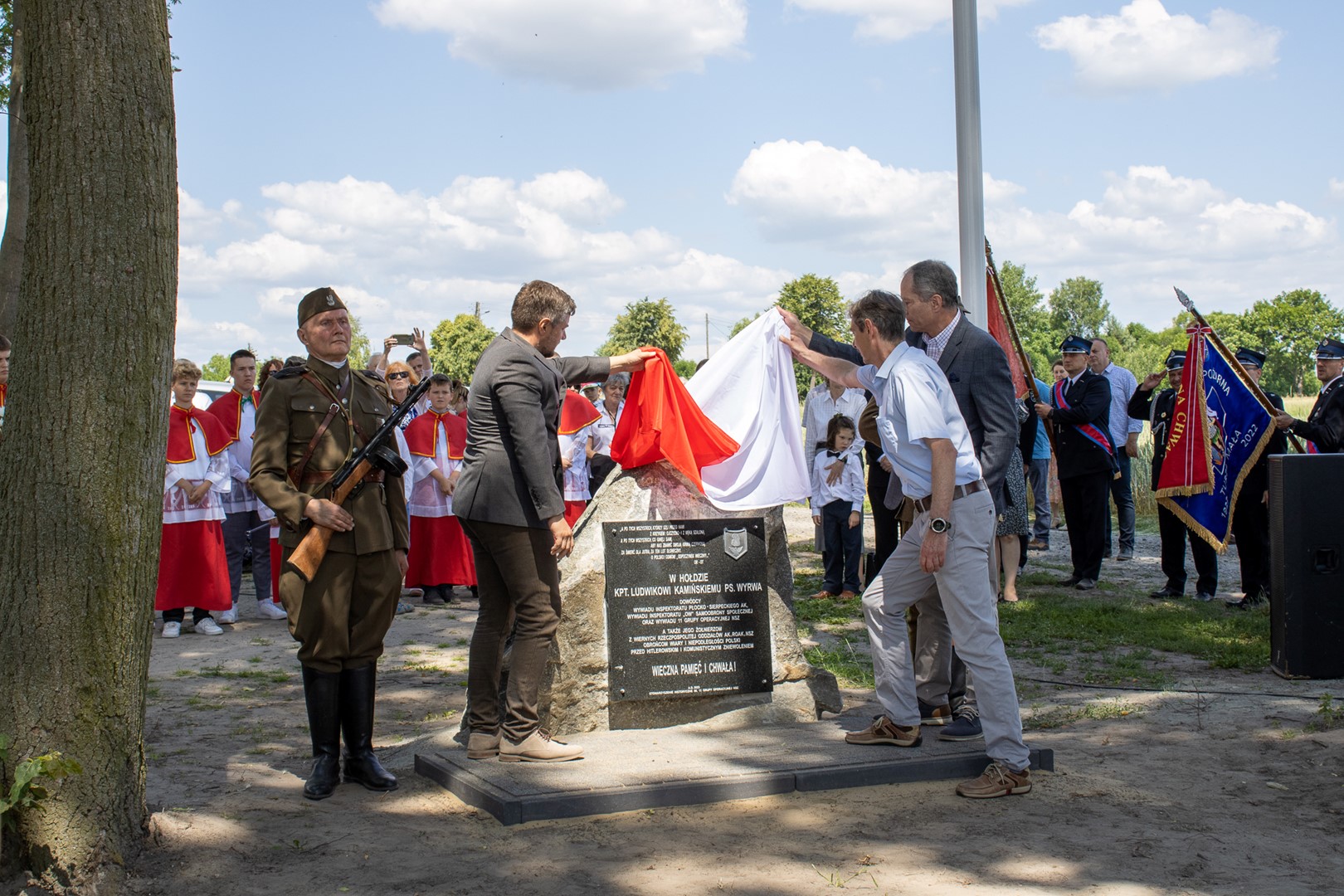 Przy kościele w Rokiciu upamiętniono żołnierzy wyklętych 